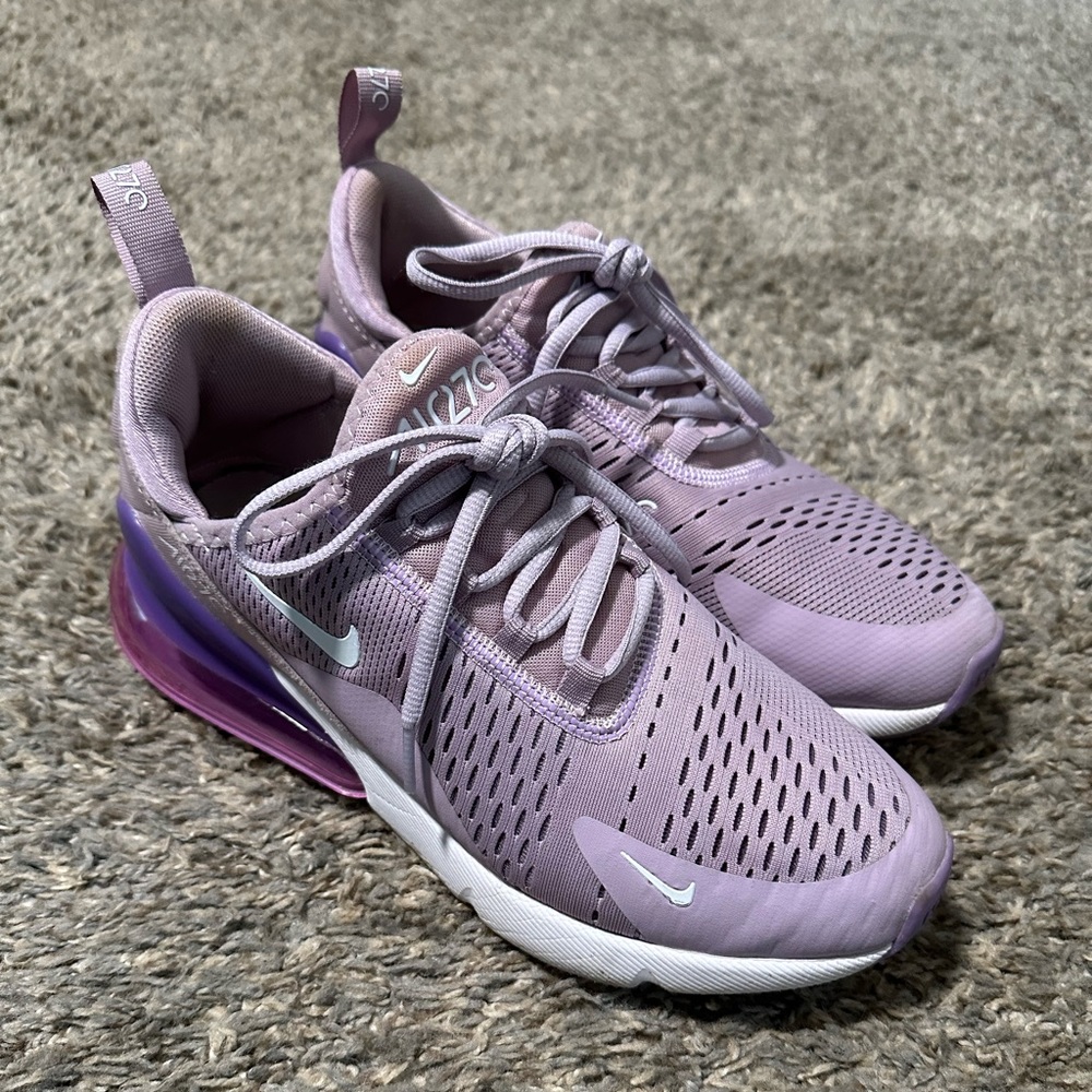 Nike Air Max 270